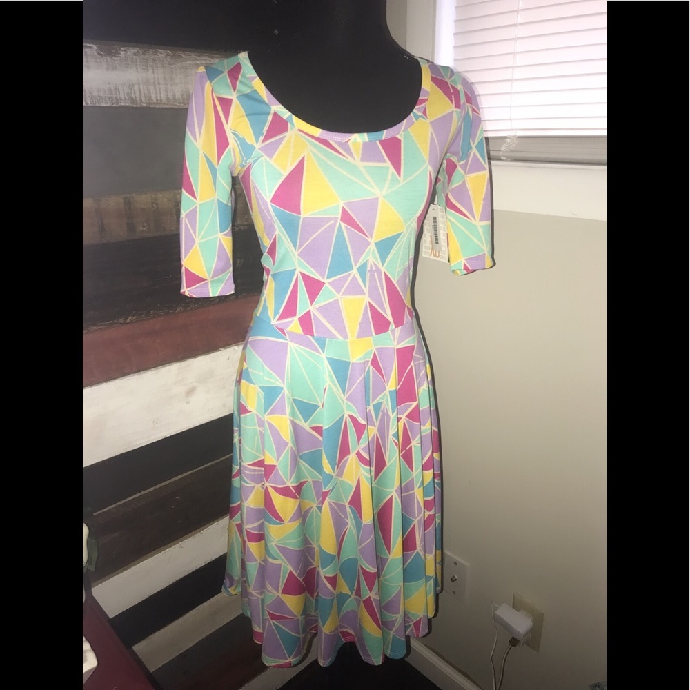 Buy 2 get 1 ♥️ more sizes♥️ LuLaRoe Nicole